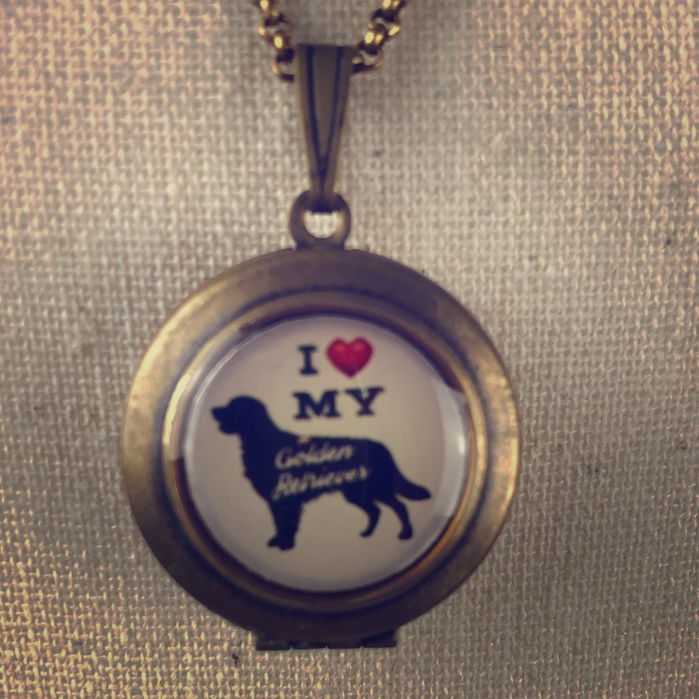 Necklace - “I ❤️ MY Golden Retriever” locket